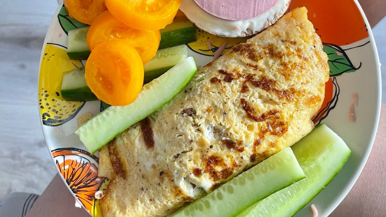 Беру 1 стакан овсянки и 2 яйца — вкуснейший завтрак готов: домашние умяли в мгновение ока Ищете быстрый и полезный завтрак, который заряд...