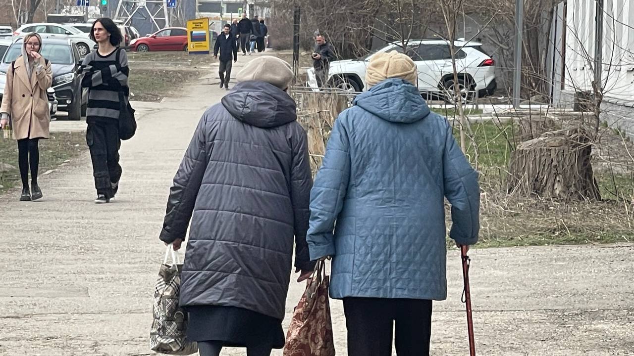 Пенсионную реформу решили остановить: объявили, что выход на пенсию в 2025 году опять будет по старым правилам Кто сможет выйти на пенсию раньше в 2025 году и...