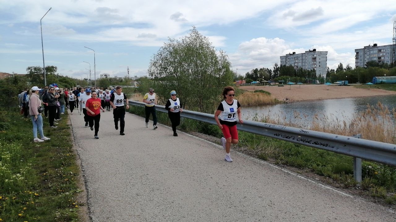 В Новокуйбышевске состоялся легкоатлетический пробег в честь Дня Победы В пятницу, 9 мая, жители самарского региона отп...