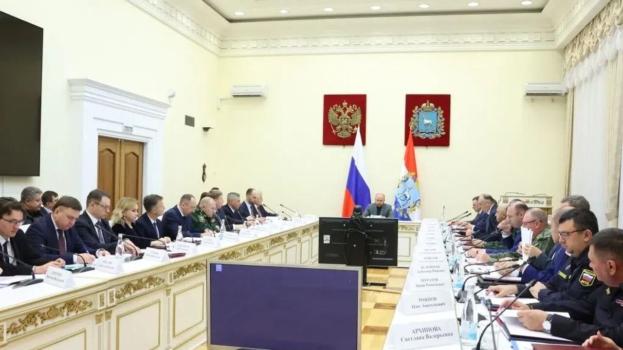 Вячеслав Федорищев провел заседание антитеррористической комиссии Губернатор Самарской области Вячеслав Федорищев...