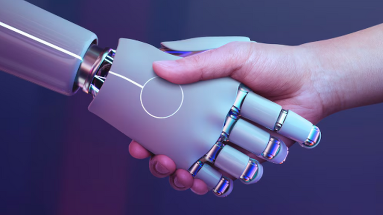 Эксперты заявляют, что трафик интернет-ботов превысит человеческий в 2027 году На конференции SXSW, проходившей в Остине, гене...