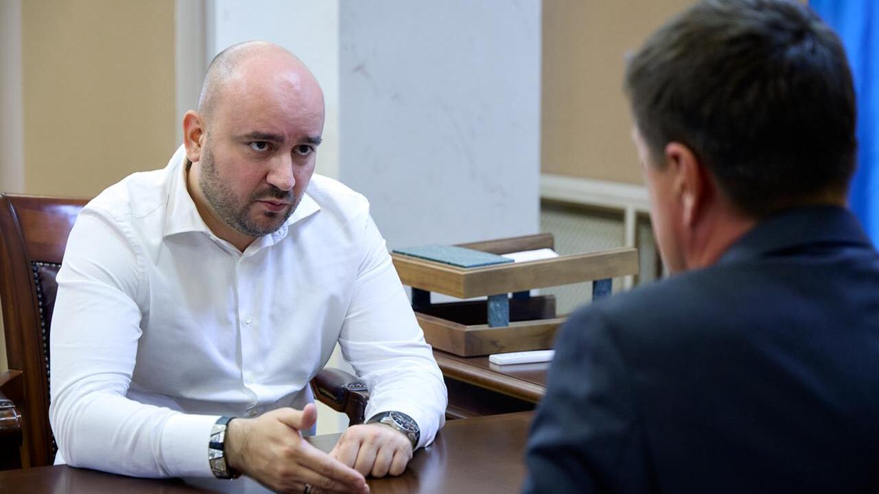Губернатор Вячеслав Федорищев намерен за 3 года ликвидировать очередь на жилье для детей-сирот Глава региона Вячеслав Федорищев провел встречу...