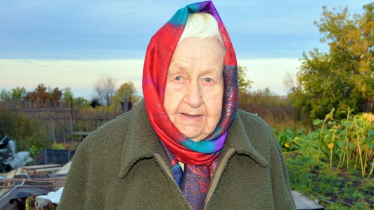 Она прожила долгие 117 лет: не ела ни овощей, ни фруктов — на ее столе каждый день было это блюдо Узнайте, как простота, умеренность и душевная г...
