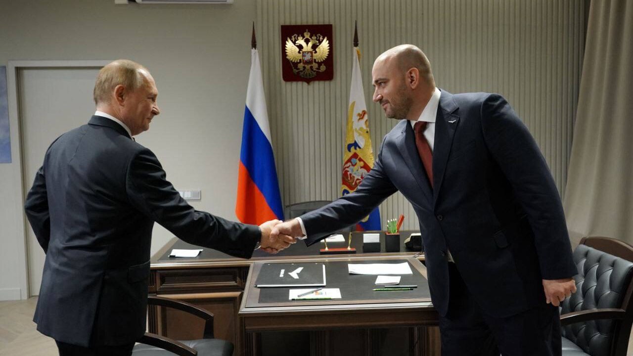 Президент Владимир Путин провел рабочую встречу с губернатором Самарской области Вячеславом Федорищевым Глава государства Владимир Путин сегодня работа...
