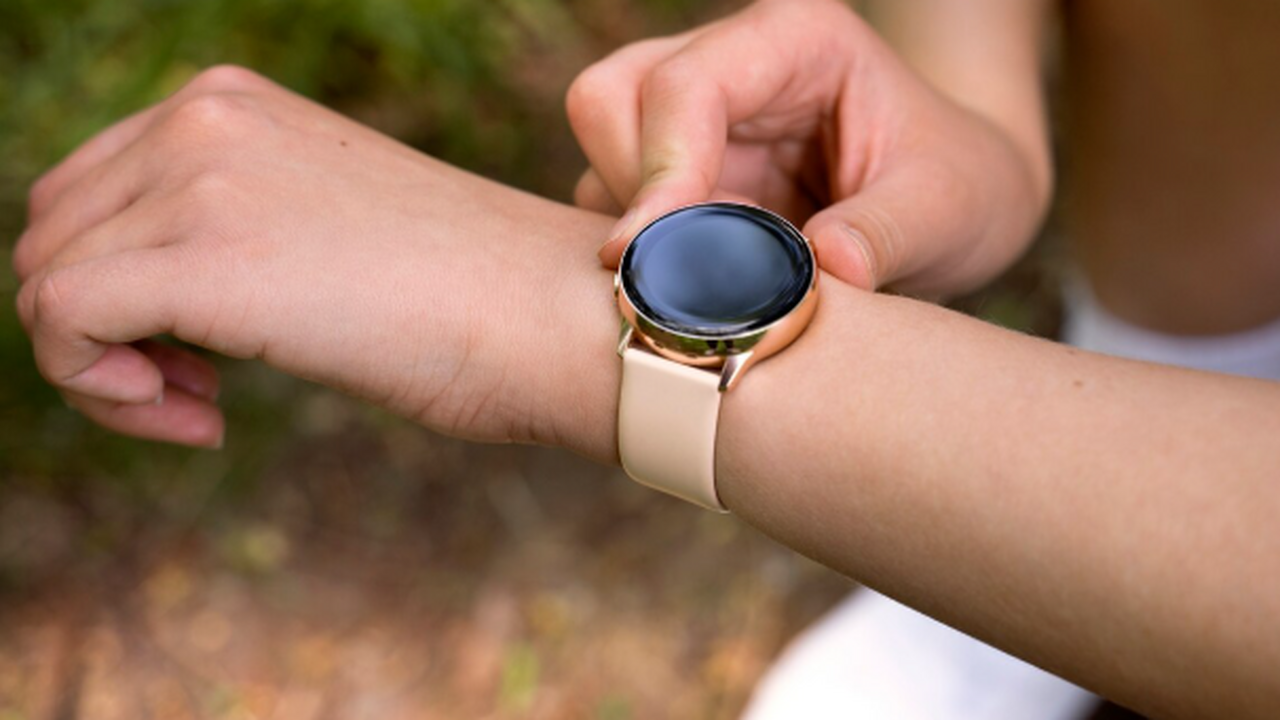 Компания OPPO готовится к презентации новых сма...