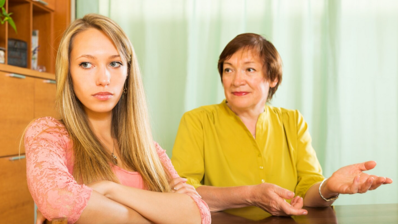 «Я пристроила тебя в нормальное место, послезавтра уже выходишь»: я была в шоке, когда мама за меня решила, где мне работать, или как избавиться от ненужных советов Я живу в собственной квартире, которую взяла в ...