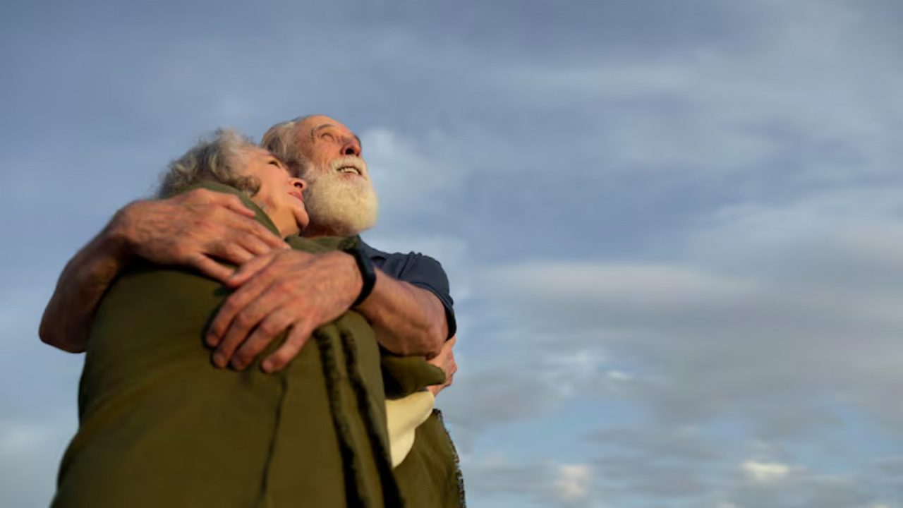 В век цифрового шума и погони за успехом, столе...