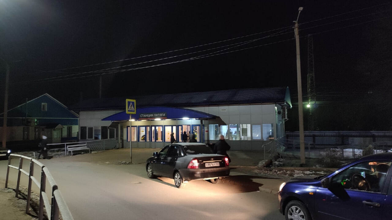 На региональной транспортной артерии, соединяющ...