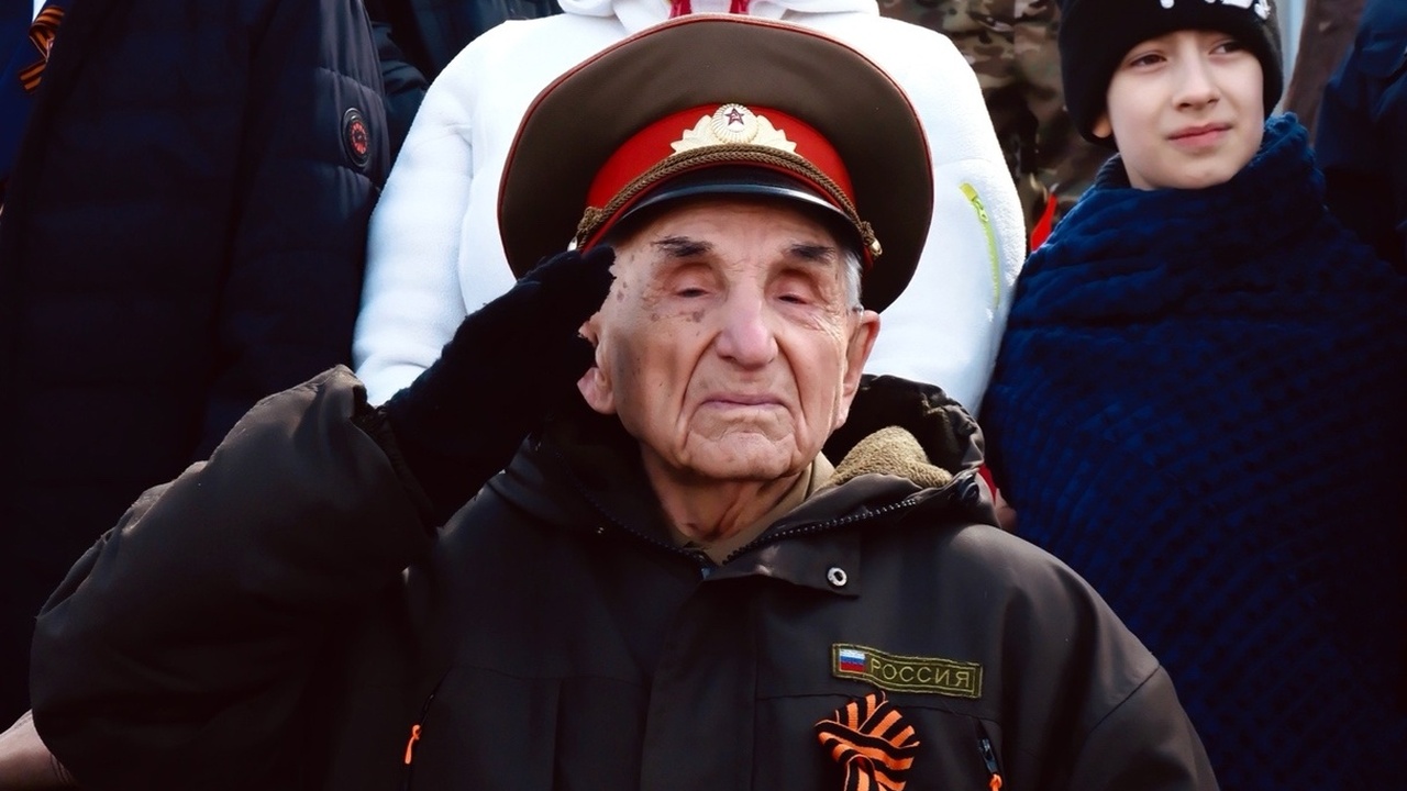 Песня "День победы": шокирующие факты о песне, которую вся страна поёт по сей день на 9 мая — мало, кто знает История легендарной песни “День Победы”: как со...
