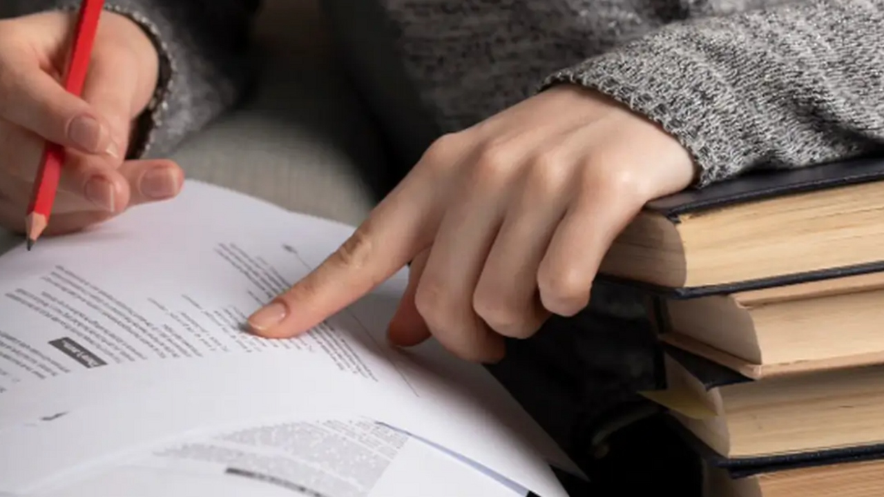 Компания SuperJob провела социологическое иссле...