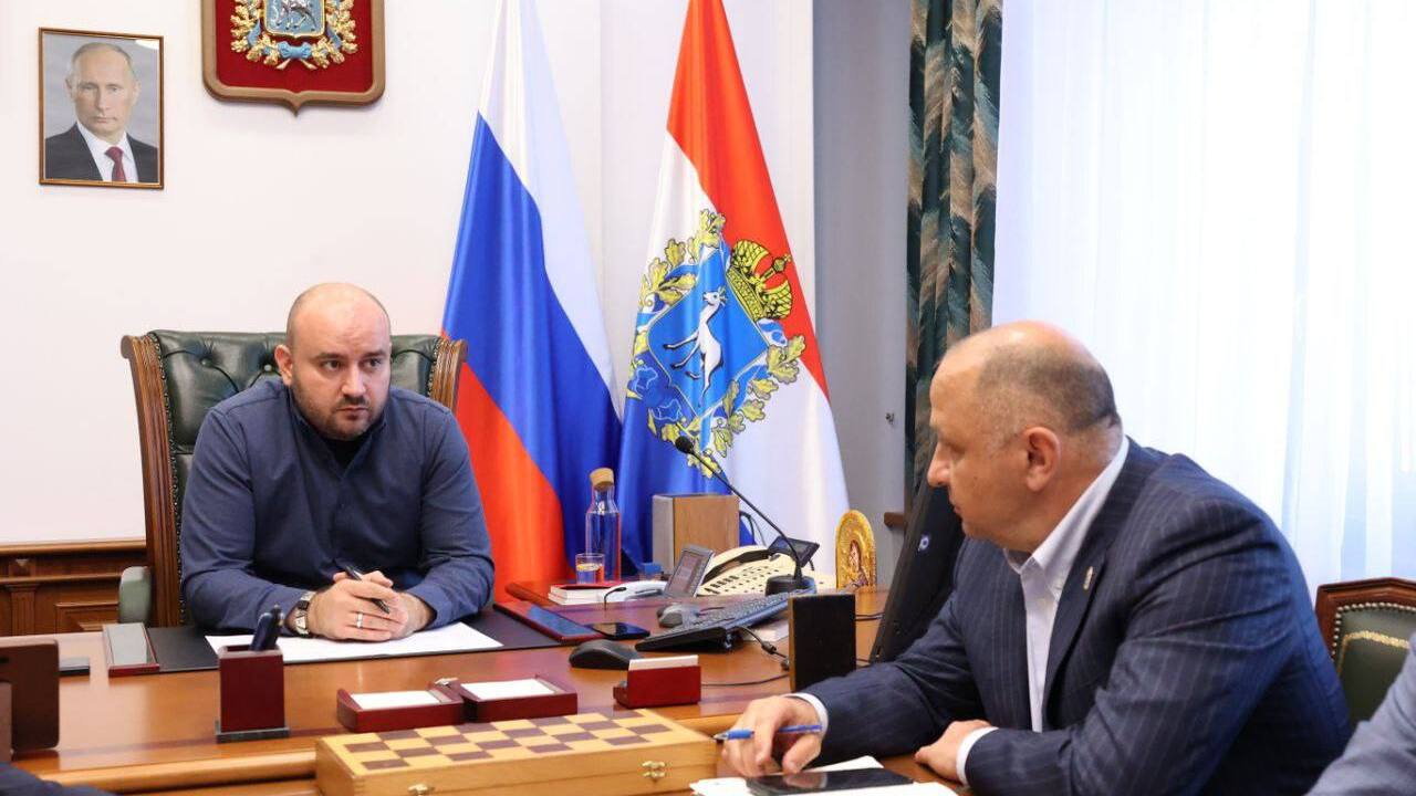 Губернатор Вячеслав Федорищев провел совещание по вопросу ликвидации последствий стихии в Хворостянском районе В понедельник, 25 августа, губернатор Самарской...