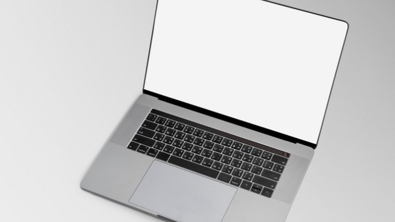 Apple анонсировала выпуск нового доступного ноу...