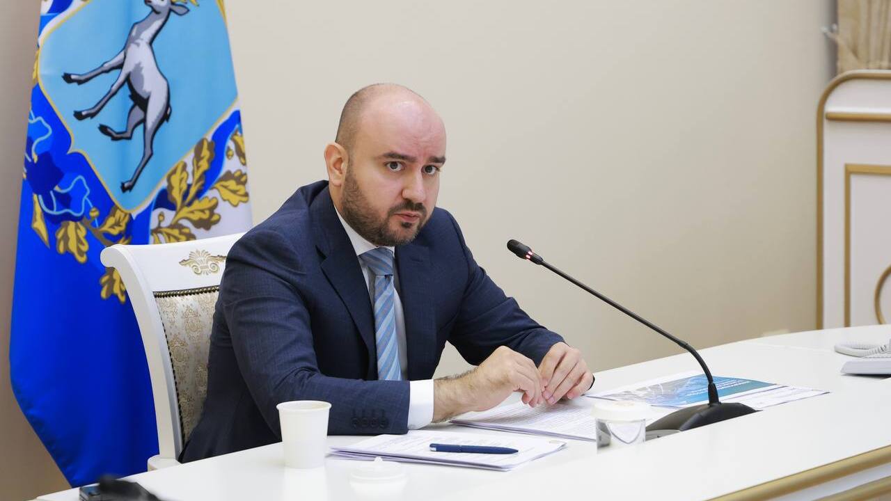 Обращение губернатора Самарской области В.А. Федорищева по случаю Дня Самарского знамени В календаре памятных дат нашего региона особое ...