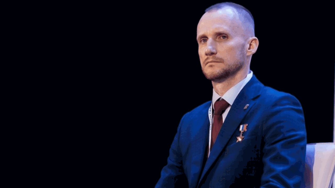 Максим Девятов был назначен на должность руково...