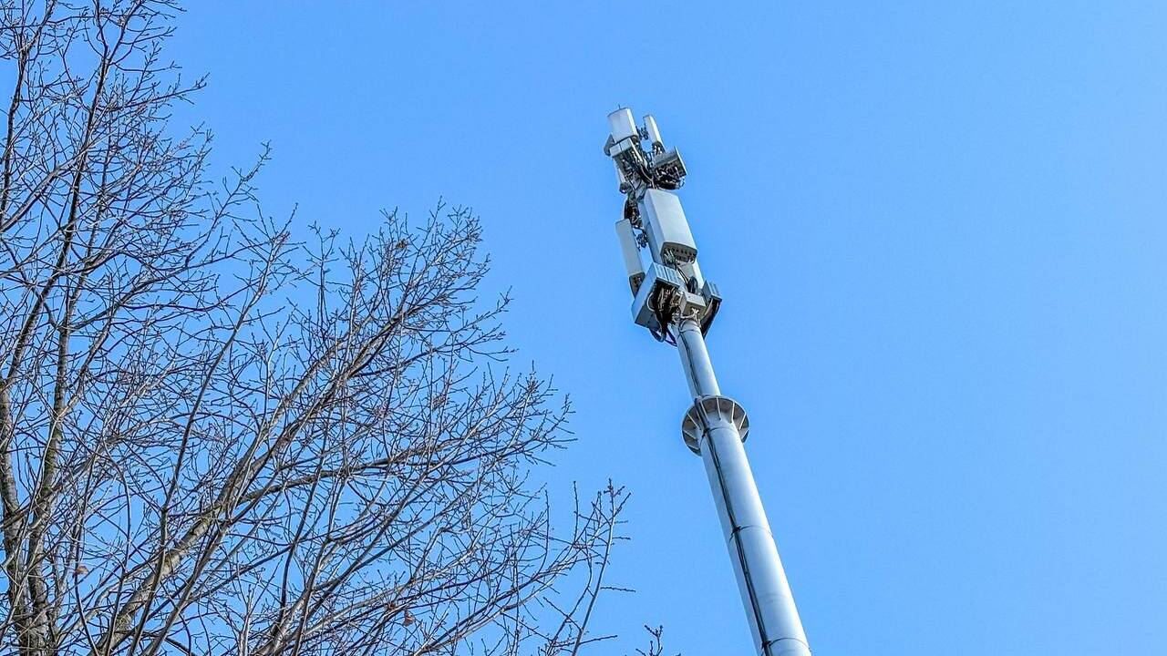 Т2, российский оператор мобильной связи, запуст...