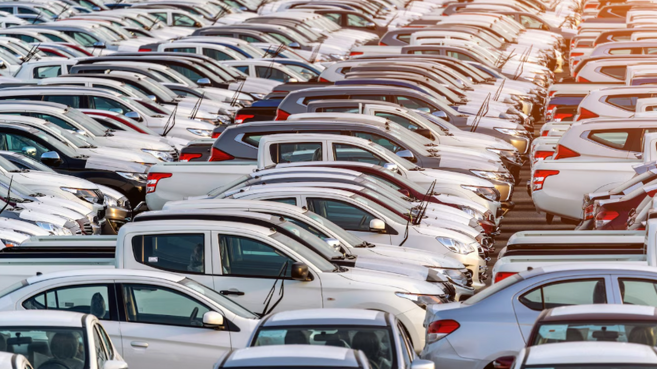 По данным отчета «Парк ТС в РФ на 01.01.2026 г....