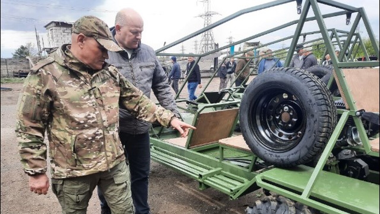 Из Самарской области на передовую отправлены уникальные транспортные тележки для эвакуации раненых и доставки боеприпасов Первая партия эвакуационных транспортных тележе...