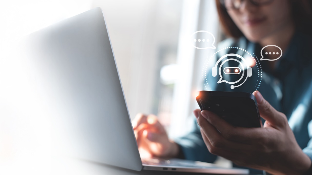 Т2 внедрила бесплатного голосового ассистента для защиты от спама и телефонного мошенничества Т2, российский оператор мобильной связи, запуст...