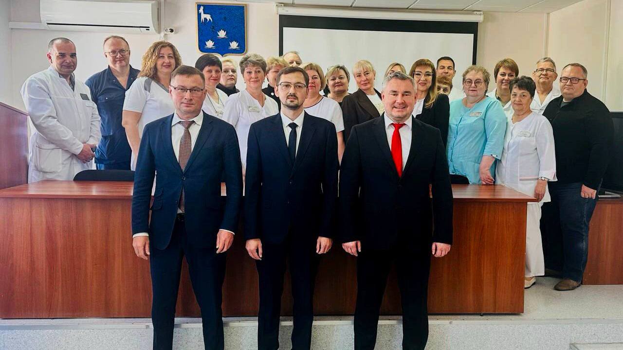 В Новокуйбышевске официально представили нового главврача городской больницы В Новокуйбышевске сегодня официально представил...