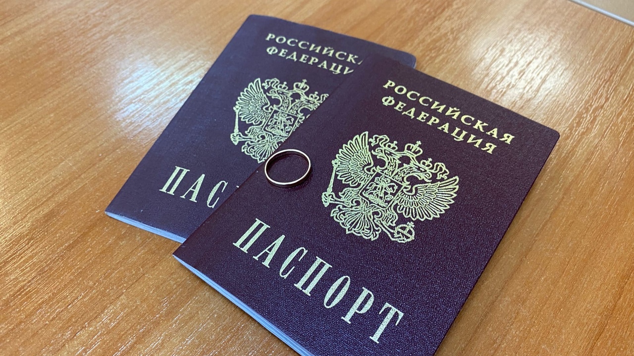 Масштабная замена паспортов РФ: россиянам дали всего 90 дней для получения нового документа Узнайте, в каких случаях и как нужно менять пас...
