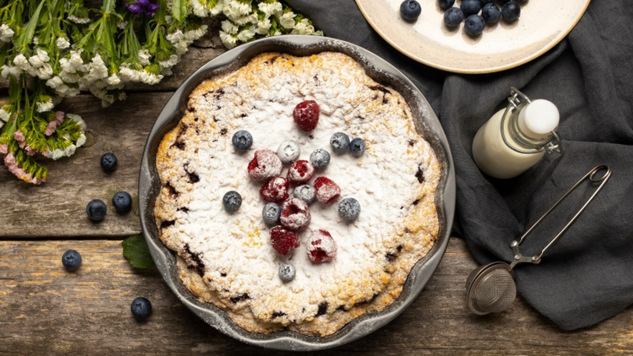 Ватрушки и сырники теперь в пролете: этот ленивый творожный пирог вкуснее, готовится проще и нежнее облака Узнайте, как приготовить ленивый творожный пиро...