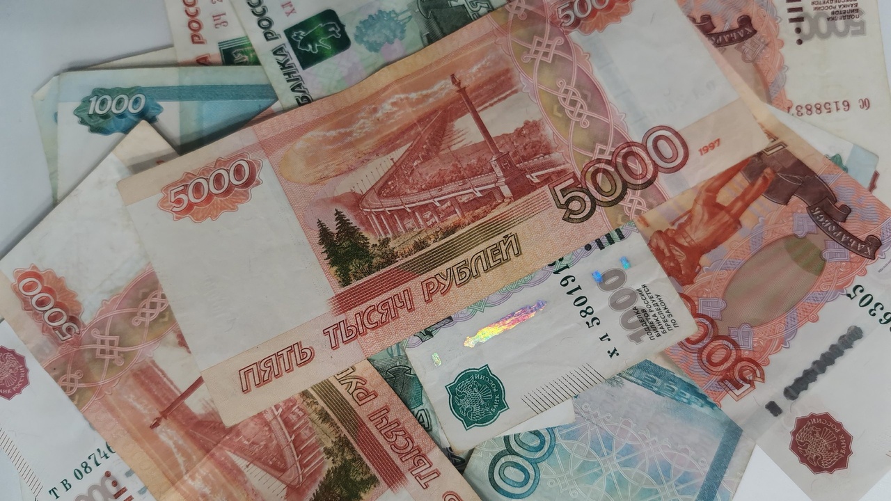 Владельцы накоплений в полном недоумении — что творится у россиян со вкладами Почему ставки по вкладам снижаются, несмотря на...