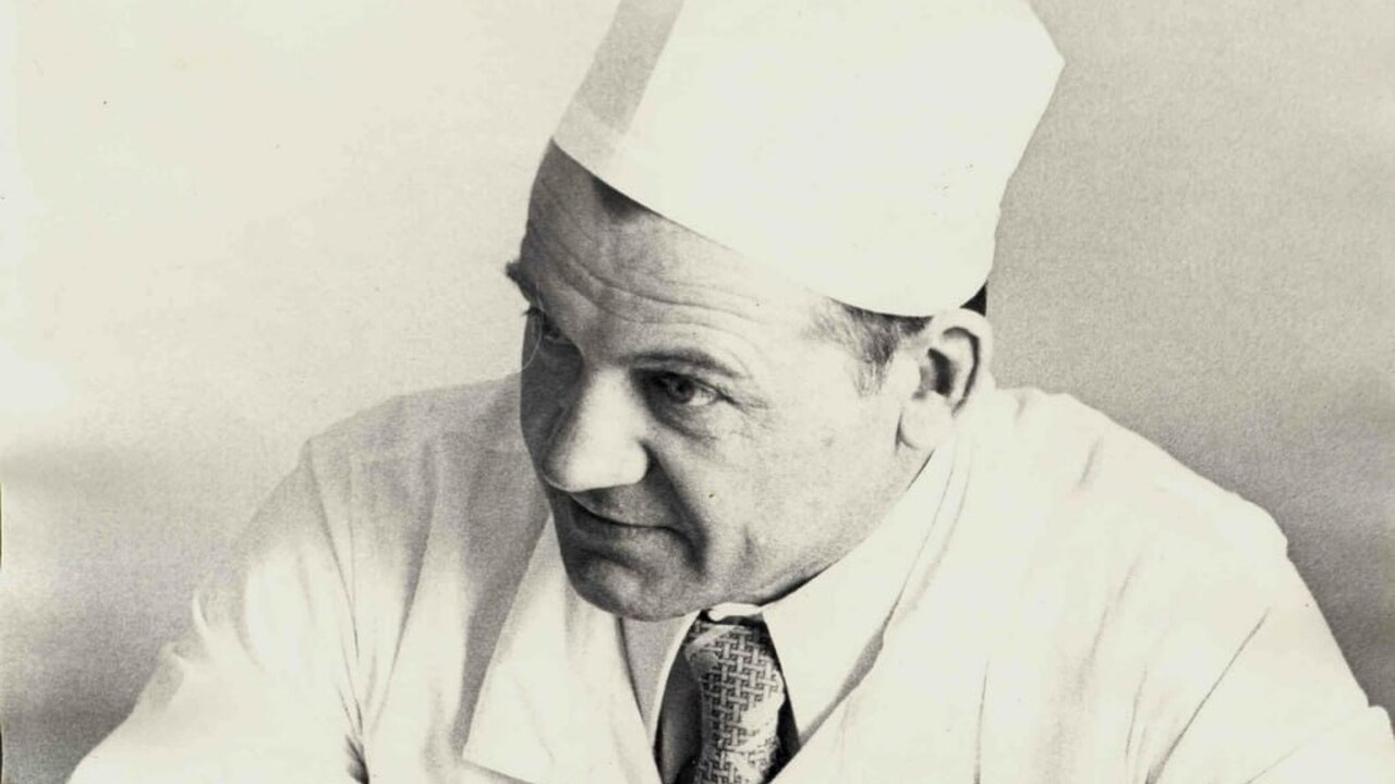 "Легенда новокуйбышевской хирургии": в честь почётного гражданина города Николая Ракова открыли памятную доску В Новокуйбышевске состоялось торжественное откр...