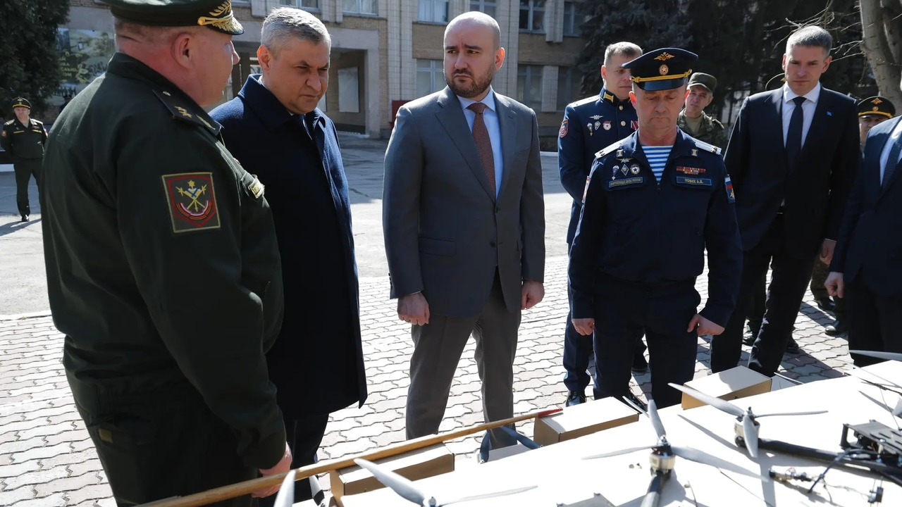 Губернатор Самарской области Вячеслав Федорищев...