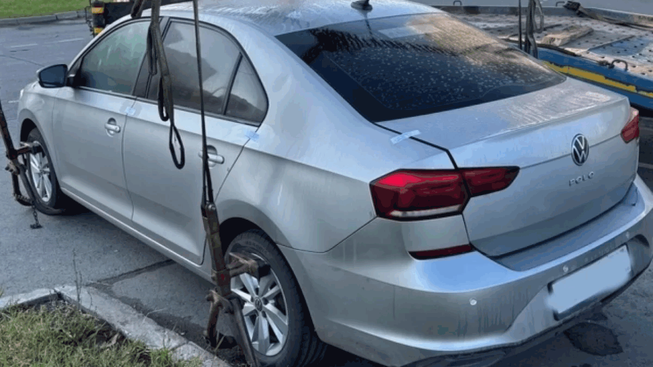 Из-за долга по алиментам у жителя Самары арестовали авто Volkswagen В областном центре у мужчины конфисковали автом...