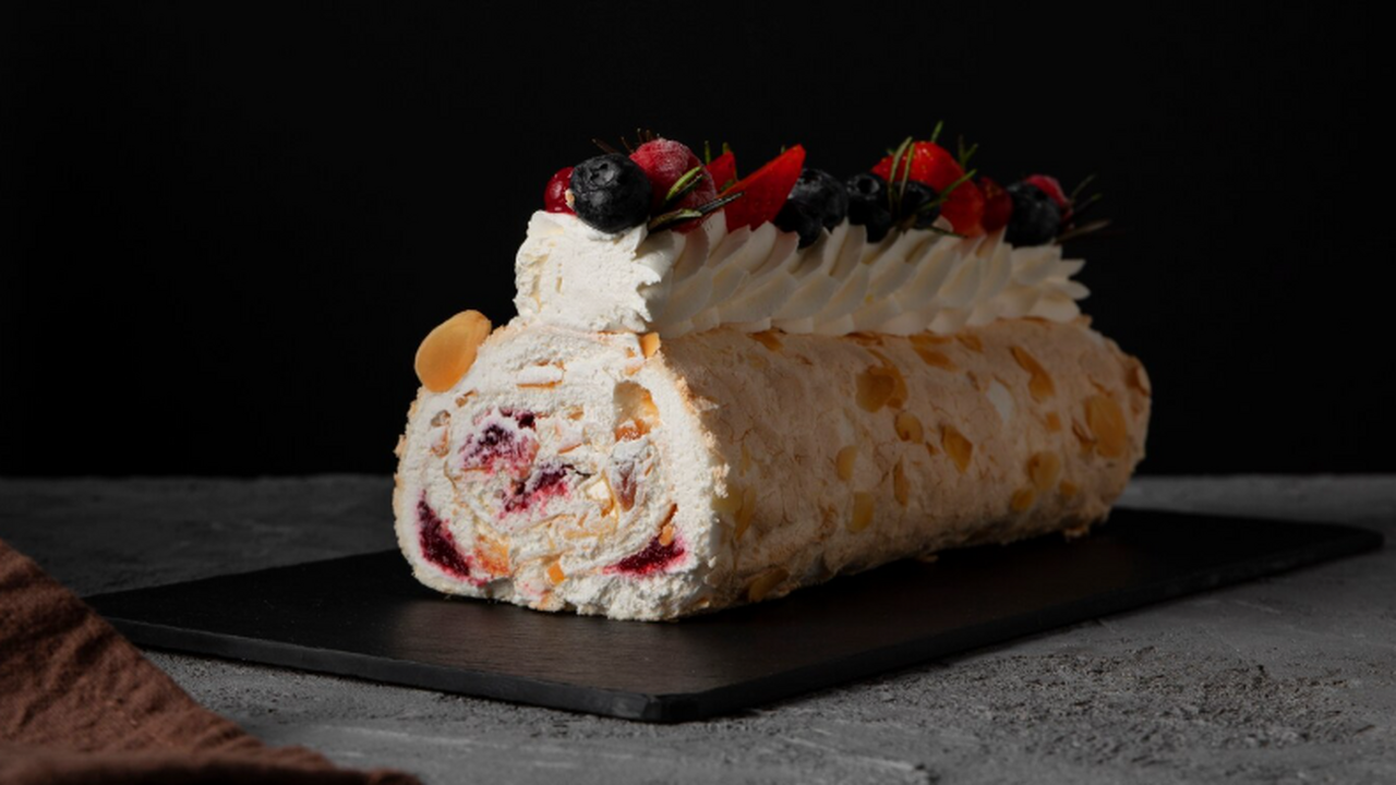 Бисквитный рулет — это отличное решение для тех...