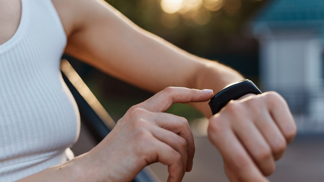 Вскоре после того, как появились первые слухи о...