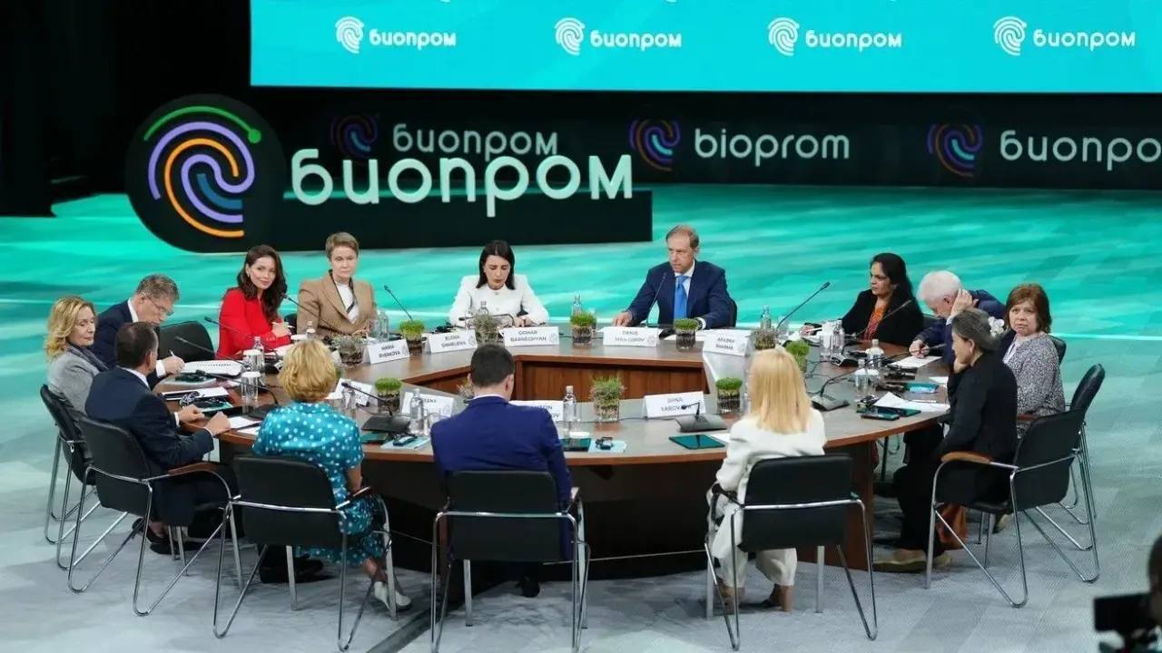 6 октября в Геленджике открыл свою работу Между...