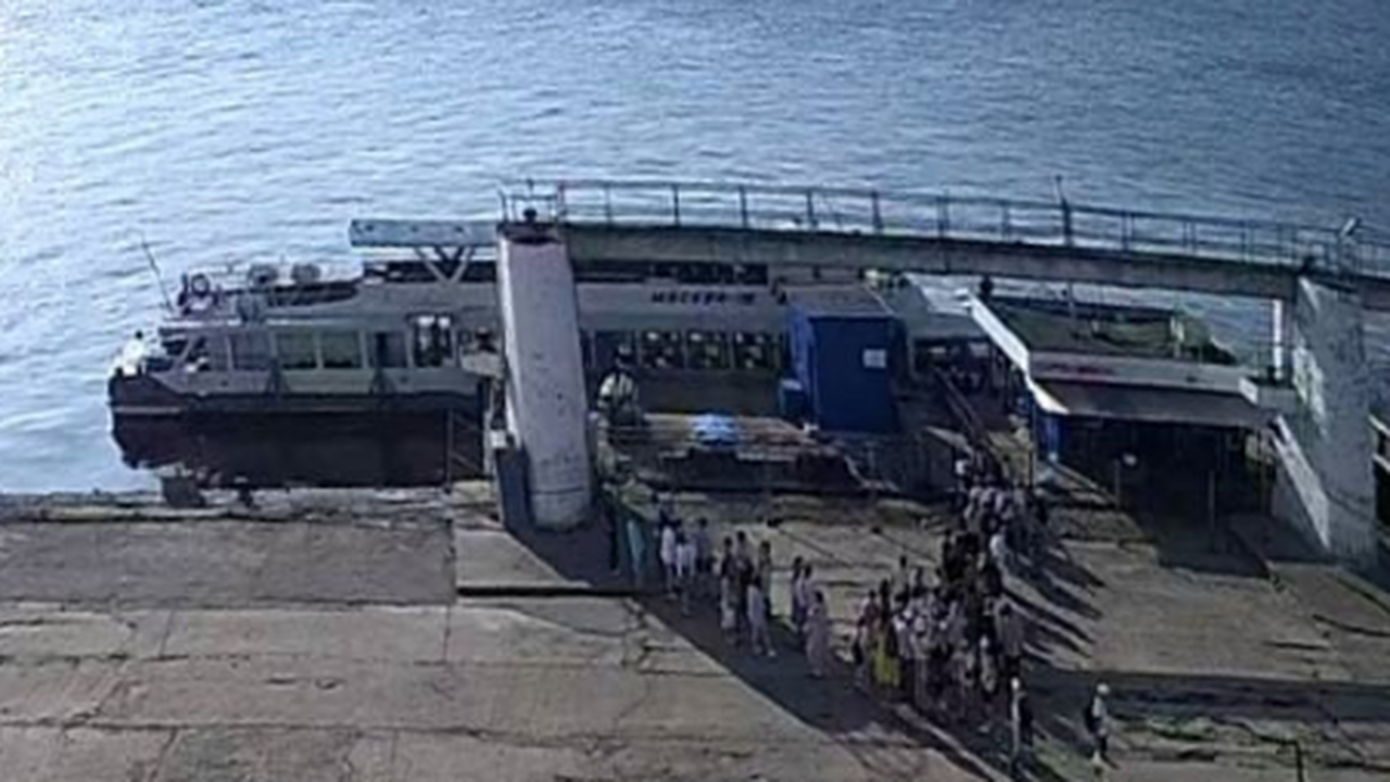 В Минтрансе объяснили очереди на речвокзале Самары С наступлением четырехдневных выходных самарце...