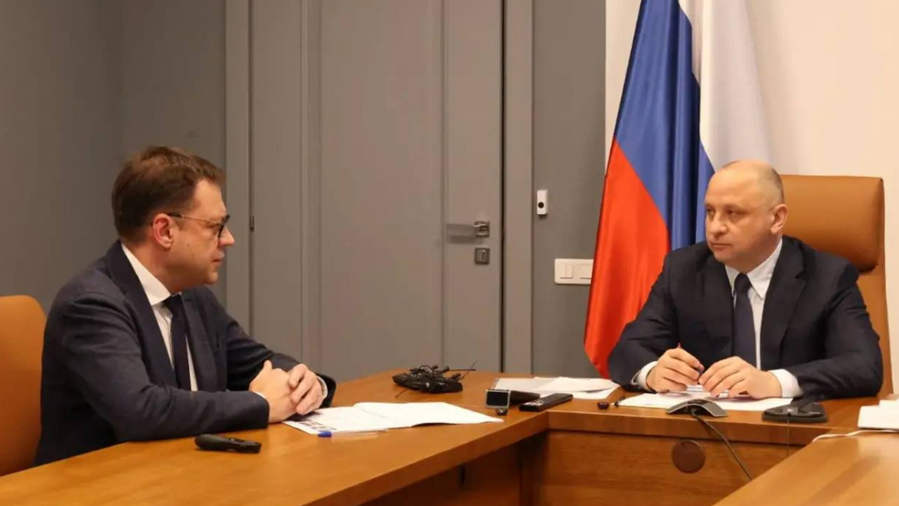 По поручению губернатора Виталий Шабалатов провел рабочее совещание по ключевым вопросам здравоохранения В среду, 14 января, под председательством перво...