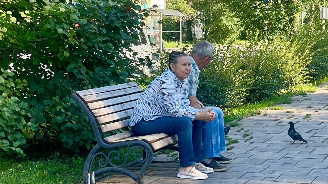Придётся делиться: всех пожилых, кто проживает один в двухкомнатной квартире, ждёт очень неожиданный сюрприз Пожилые люди, проживающие одни в двух- или трёх...