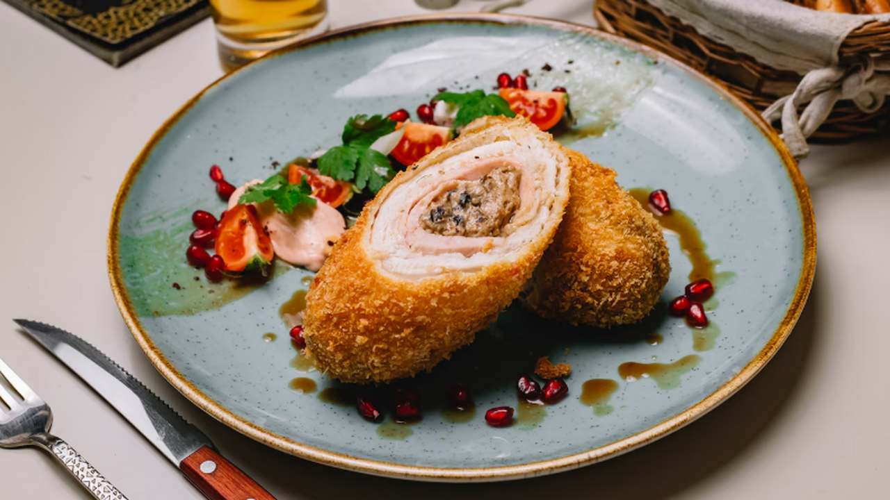 Котлеты по-молдавски, ставшие хитом: пара хитростей для вкуснейшего обеда - рецепт на века Удивите своих близких сочными и вкусными молдав...