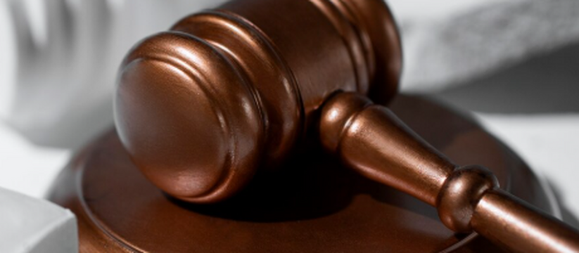 В городе Новокуйбышевске в отношении женщины бы...