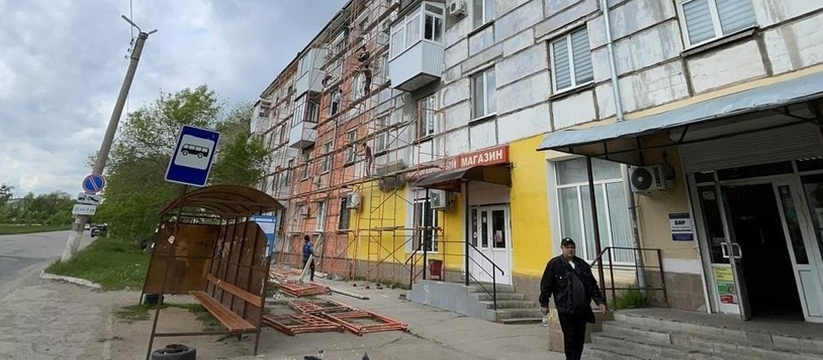 В Новокуйбышевске ремонтируют фасады многоквартирных домов