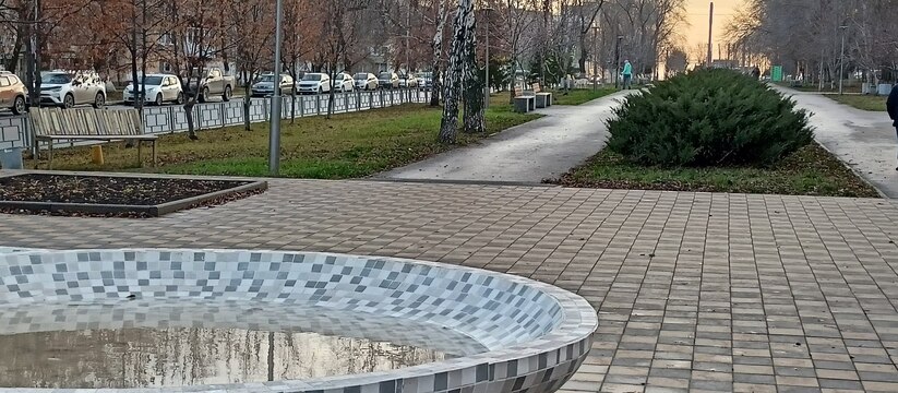 В Новокуйбышевске благоустроили сквер на улице Свердлова Местные жители приняли участие в общественной п...