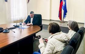 Алексей Коробков провел встречу с жителями: итоги