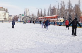 Сезон массовых катаний на новокуйбышевском «Неф...